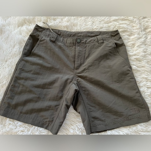 The North Face Womens Shorts - size S - Picture 1 of 4